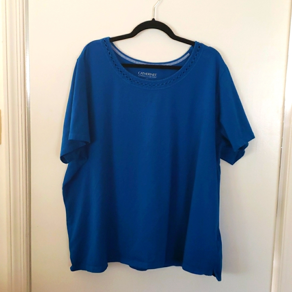 3x Catherine's blue top